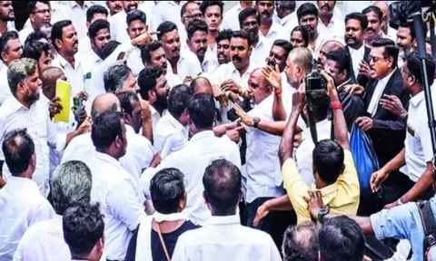 புதிய குற்றவியல் சட்டங்களை எதிர்த்து வழக்கறிஞர்கள் நாளை உண்ணாவிரத போராட்டம்