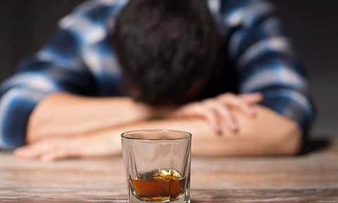 மதுவை நிறுத்துவதினால் உடலில் ஏற்படும் மாற்றங்கள்