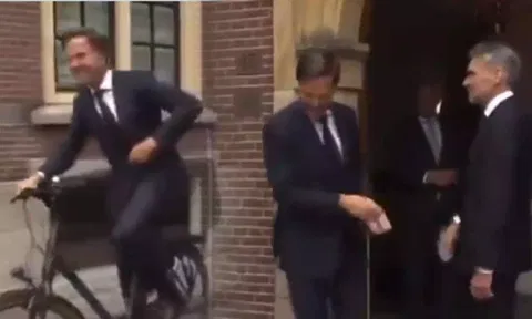 சைக்கிளில் சென்ற முன்னாள் பிரதமர்- கிரண்பேடி பகிர்ந்த வீடியோ வைரல்