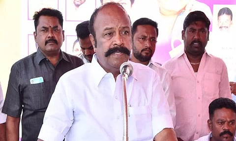 சர்வதேச கூட்டுறவு தினம்: கூட்டுறவு வங்கிகளில் கடன் மேளா-அமைச்சர் பெரியகருப்பன்