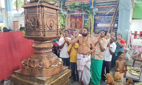 காஞ்சிபுரம் வழக்கறுத்தீஸ்வரர் கோவிலில் பிரம்மோற்சவ விழா தொடக்கம்