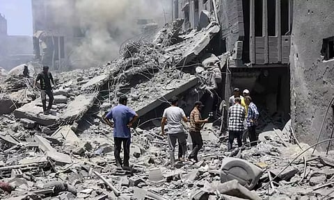 காசாவில் பள்ளி மீது குண்டு வீச்சு- 16 பேர் பலி