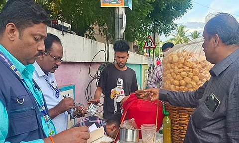 சத்தியமங்கலம்-கோபிசெட்டிபாளையம் பகுதிகளில் உணவு பாதுகாப்பு அலுவலர்கள் ஆய்வு