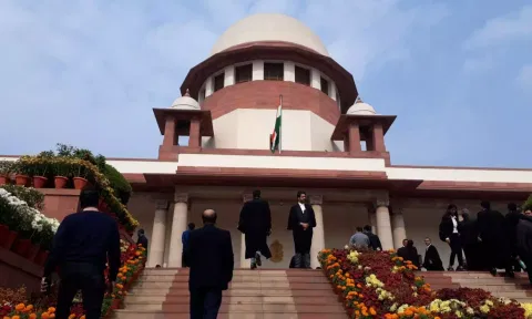 அரிதான, விதிவிலக்கான வழக்குகளில் மட்டுமே ஜாமினுக்கு தடைவிதிக்க வேண்டும்: சுப்ரீம் கோர்ட்