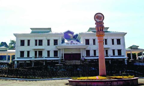 இமாச்சல பிரதேச தேர்தல் வரலாற்றில் முதன்முறையாக சுயேட்சை எம்எல்ஏ இல்லாத சட்டமன்றம்