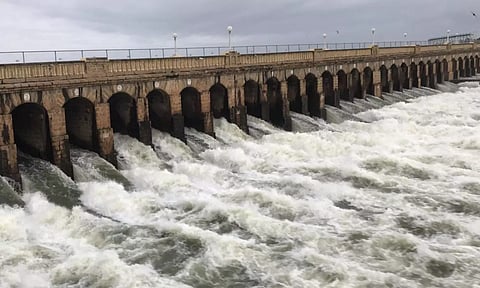 கர்நாடக அணைகளில் இருந்து தமிழகத்திற்கு 55,000 கன அடி தண்ணீர் திறப்பு