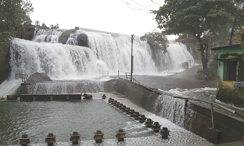 திற்பரப்பு அருவியில் குளிக்க 3-வது நாளாக தடை