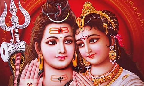 சிவசக்தி மயமாக உள்ள உலகில் அம்பிகையை சரண் அடையுங்கள்!