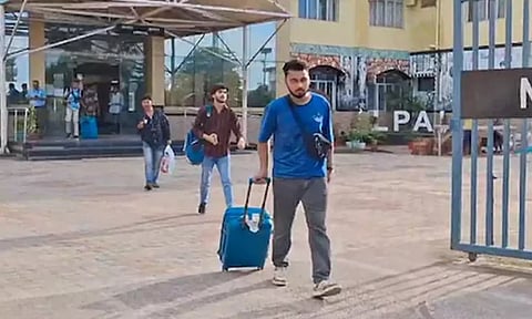 வங்கதேசத்தில் வன்முறை: 778 இந்திய மாணவர்கள் நாடு திரும்பினர்- மத்திய அரசு