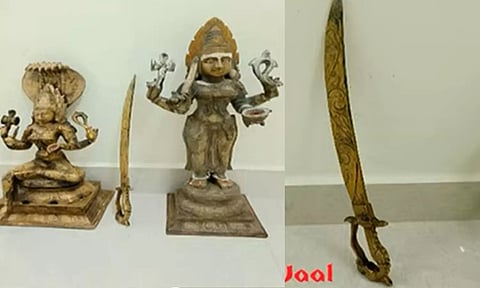 சென்னையில் பழங்கால சிலைகள் பறிமுதல்- 4 பேர் அதிரடி கைது