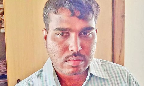 வீட்டு மனை உட்பிரிவு செய்வதற்கு ரூ.10 ஆயிரம் லஞ்சம் வாங்கிய சர்வேயர் கைது