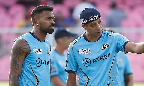 Hardik Pandya and Ashish Nehra