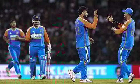 ரியான் பராக் அபார பந்துவீச்சு - முதல் டி20-இல் 43 ரன்களில் இந்தியா வெற்றி