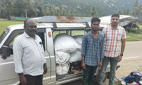 ரேசன் அரிசி கடத்திய வாலிபர் கைது