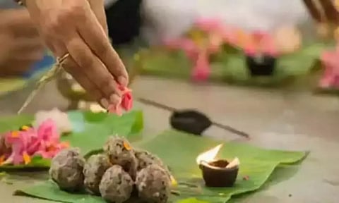 தர்ப்பணம் கொடுக்க வேண்டியவர்கள்