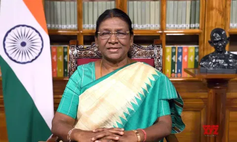 ஜனாதிபதி திரவுபதி முர்மு 3 நாடுகளுக்கு சுற்றுப்பயணம்