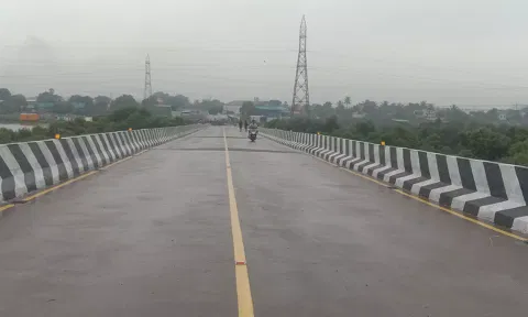 16 ஆண்டுகளாக நீடிக்கும் சடையங்குப்பம் மேம்பாலப்பணி 90 சதவீதம் முடிந்தது