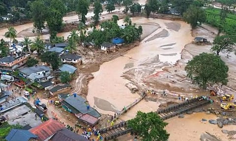 வயநாட்டில் நிலச்சரிவு: பலி எண்ணிக்கை 402 ஆக உயர்ந்தது