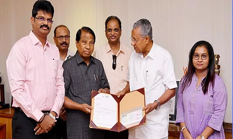 வயநாடு நிலச்சரிவு: வி.ஐ.டி. பல்கலைக்கழகம் சார்பில் ரூ.1 கோடி நிதியுதவி
