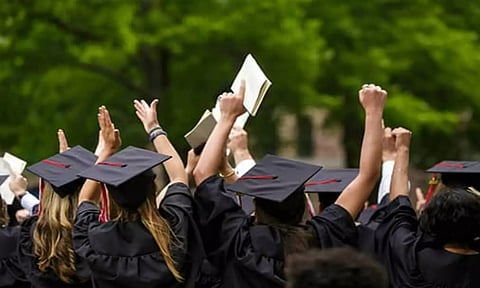 துணைவேந்தர் பதவி நிரப்பப்படாததால் பட்டமளிப்பு விழா நடத்துவதில் தாமதம்: மாணவர்கள் தவிப்பு