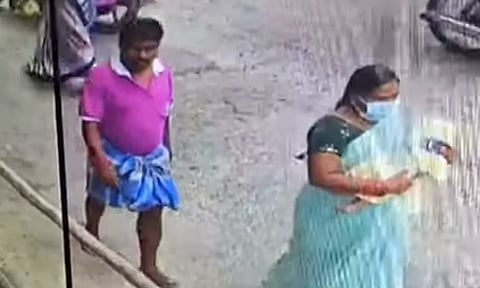 சேலம் அரசு மருத்துவமனையில் கடத்தப்பட்ட குழந்தை மீட்பு