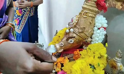 வராகி அம்மன் பால் குடிக்கும் நிகழ்வால் பக்தர்கள் பரவசம்