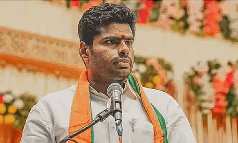 திருப்பூரில் பா.ஜ.க. மாவட்ட தலைவர்களுடன் அண்ணாமலை ஆலோசனை