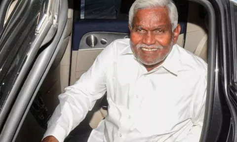 ஹேமந்த் சோரனுடன் விரிசல்.. புதிய கட்சி தொடங்கும் சம்பாய் சோரன் - யாருடன் கூட்டணி?