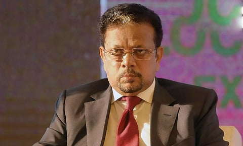 புதுச்சேரி அரசு அதிகாரிகள் மீது நடவடிக்கை: கவர்னரிடம் அறிக்கை சமர்ப்பிப்பு