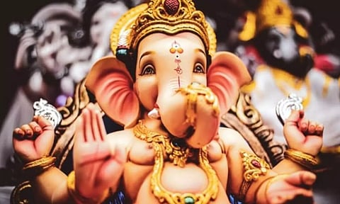 மவுனமே அறிவு என்பதை உணர்த்தும் கஜமுக விநாயகர்