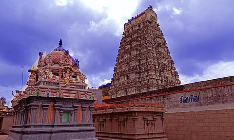 திருக்கழுக்குன்றம் ஆலயத்தின் சிறப்பான அமைப்பு