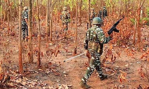 சத்தீஸ்கர்: பாதுகாப்புப் படை நடத்திய என்கவுண்டரில் 9 நக்சலைட்டுகள் சுட்டுக்கொலை