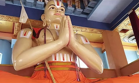 தாம் உகந்த திருமேனி