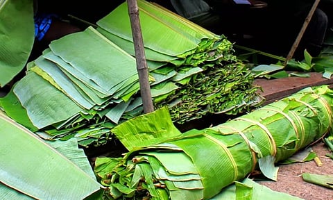 நாகர்கோவில் மார்க்கெட்டில் வாழை இலை ஒரு கட்டு ரூ.1,500-க்கு விற்பனை