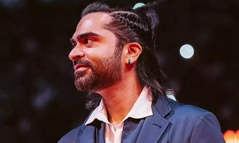 தெலுங்கானா வெள்ள பாதிப்பு.. நிதி உதவி வழங்கிய  சிம்பு