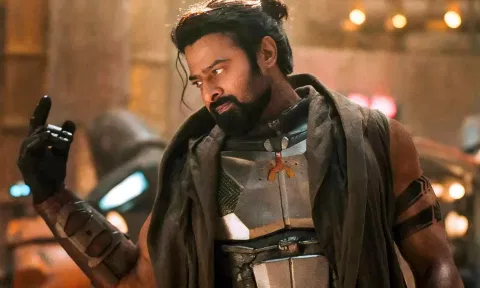 கால் ஷீட்-ஏ இல்ல, நடிப்பது எல்லாமே பெரிய பட்ஜெட் படங்கள்.. மாஸ் காட்டும் பிரபாஸ்