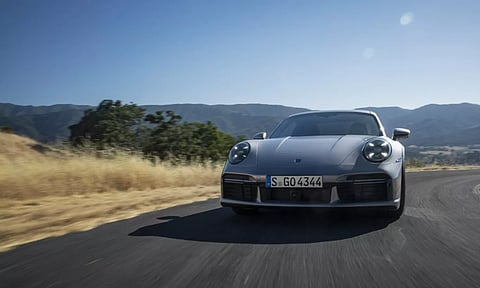 330Kmh வேகத்தில் செல்லும்.. ரூ. 4.05 கோடியில் புதிய போர்ஷே கார் அறிமுகம்