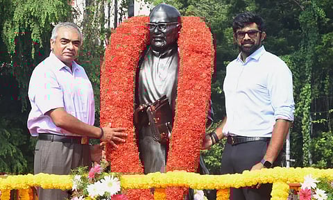 சி.பா.ஆதித்தனார் பிறந்தநாள் - தினத்தந்தி குழும தலைவர், இயக்குநர் மரியாதை