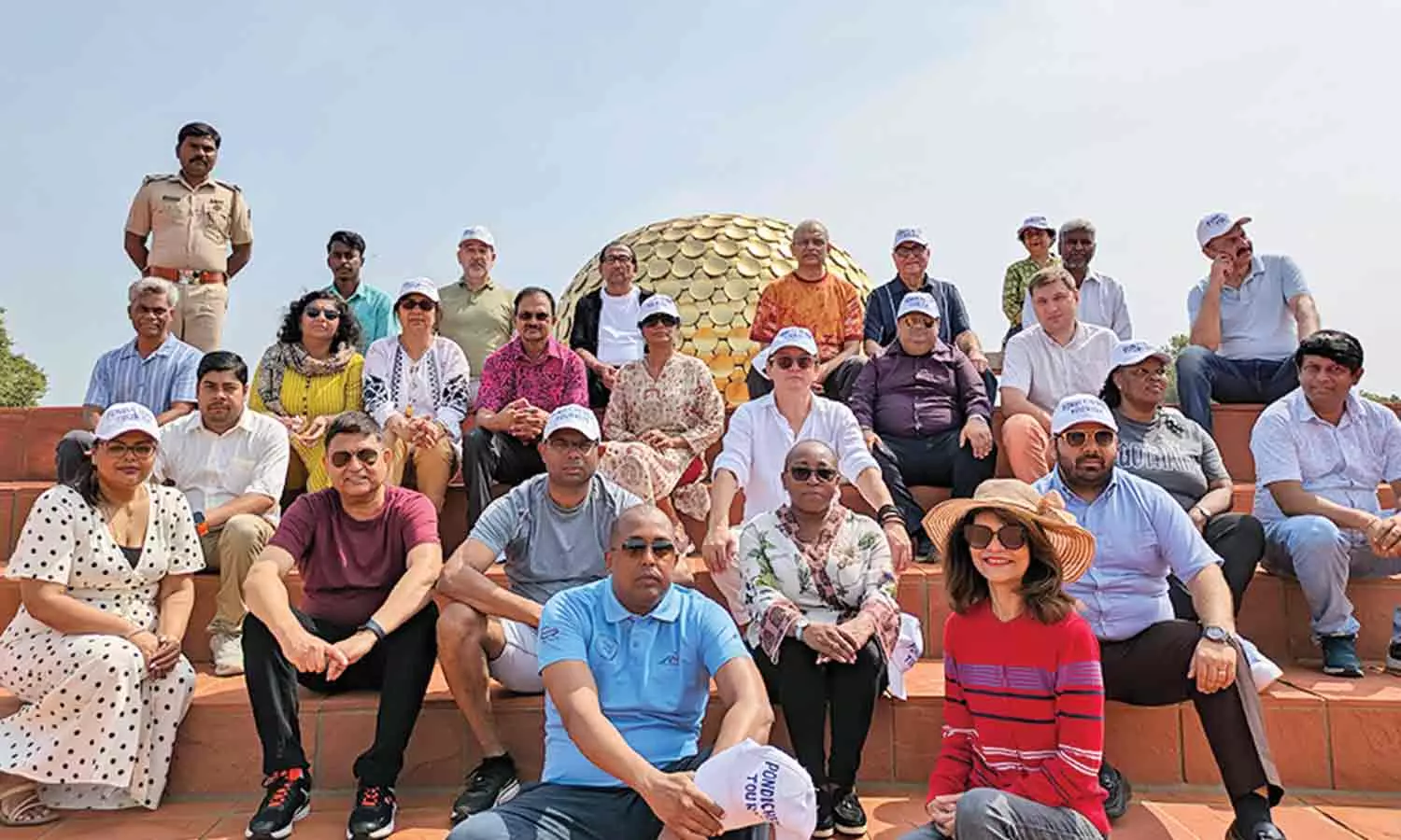 ஆரோவில்லில் 20 நாட்டு தூதர்கள் தியானம்