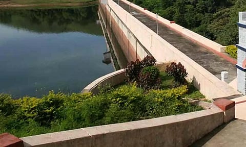 முல்லைப்பெரியாறு அணையில் இருந்து தண்ணீர் திறப்பு மேலும் குறைப்பு