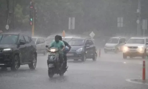 தமிழ்நாட்டில் 10 மாவட்டங்களுக்கு கனமழைக்கு வாய்ப்பு