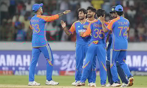 சரவெடி சாம்சன், சூறாவளி சூர்யா: டி20 தொடரில் வங்கதேசத்தை ஒயிட்வாஷ் செய்தது இந்தியா