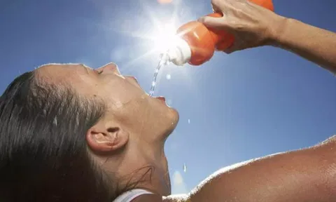 தண்ணீர் தாகத்தை போக்கும் 10