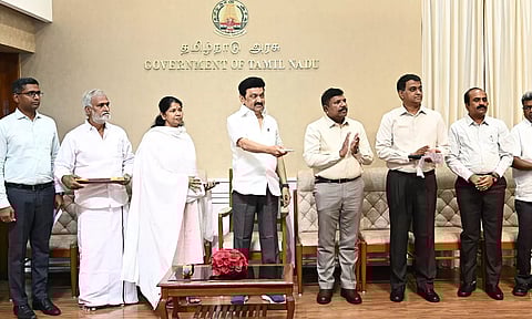 திருச்செந்தூர் கோவிலில் பக்தர்கள் தங்கும் விடுதி- முதலமைச்சர் மு.க.ஸ்டாலின் திறந்து வைத்தார்