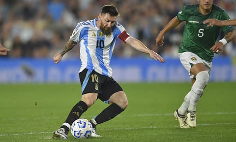 உலக கோப்பை கால்பந்து தகுதி சுற்று: ஹாட்-ட்ரிக் கோல் அடித்து அசத்திய மெஸ்சி