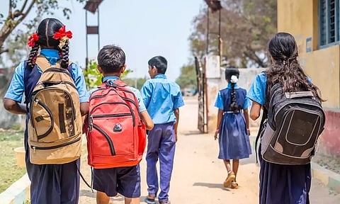 சென்னை, திருவள்ளூரில் நாளை பள்ளிகள் வழக்கம்போல் செயல்படும்: மாவட்ட கலெக்டர்கள் அறிவிப்பு