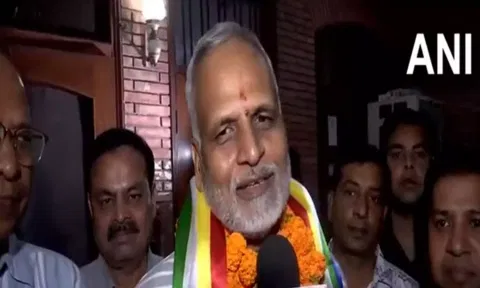 2 ஆண்டுக்கு பின் சிறையில் இருந்து வெளியே வந்தார் டெல்லி முன்னாள் அமைச்சர்