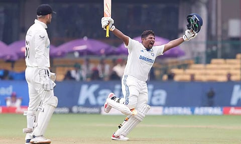 இப்படி ஒரு சாதனை படைத்த 3-வது இந்திய வீரர்: சப்ராஸ் கான் அசத்தல்