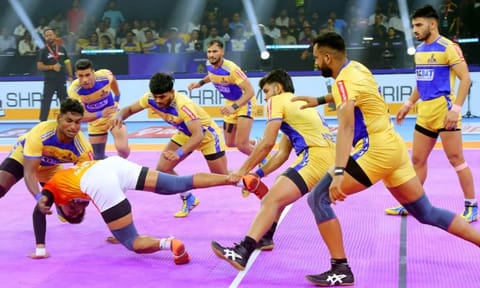 புரோ கபடி லீக்: தமிழ் தலைவாஸ், யு மும்பா அணிகள் வெற்றி