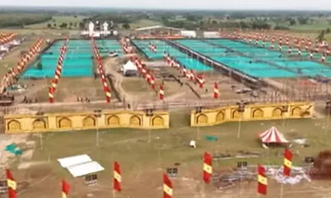 சிசிடிவி மூலம் த.வெ.க மாநாட்டின் பணிகளை கண்காணிக்கும் விஜய்